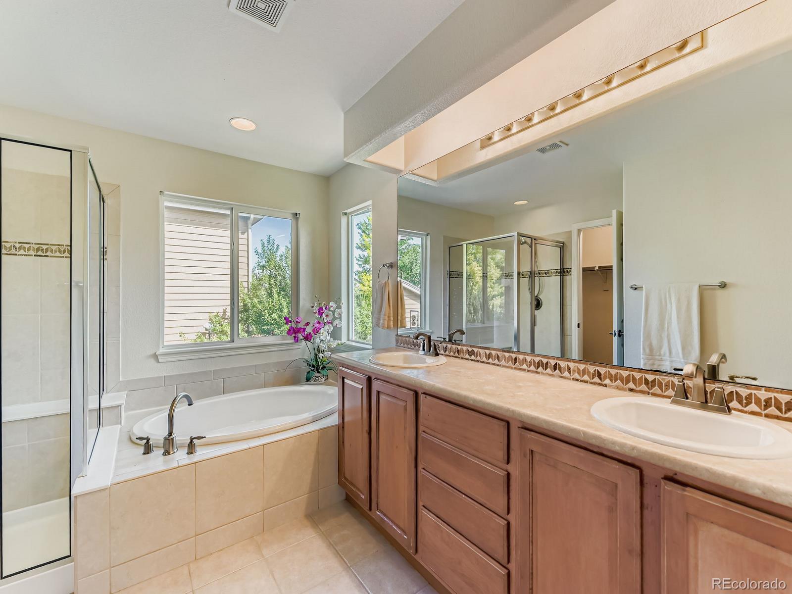 MLS Image #16 for 13250  wild basin way,broomfield, Colorado
