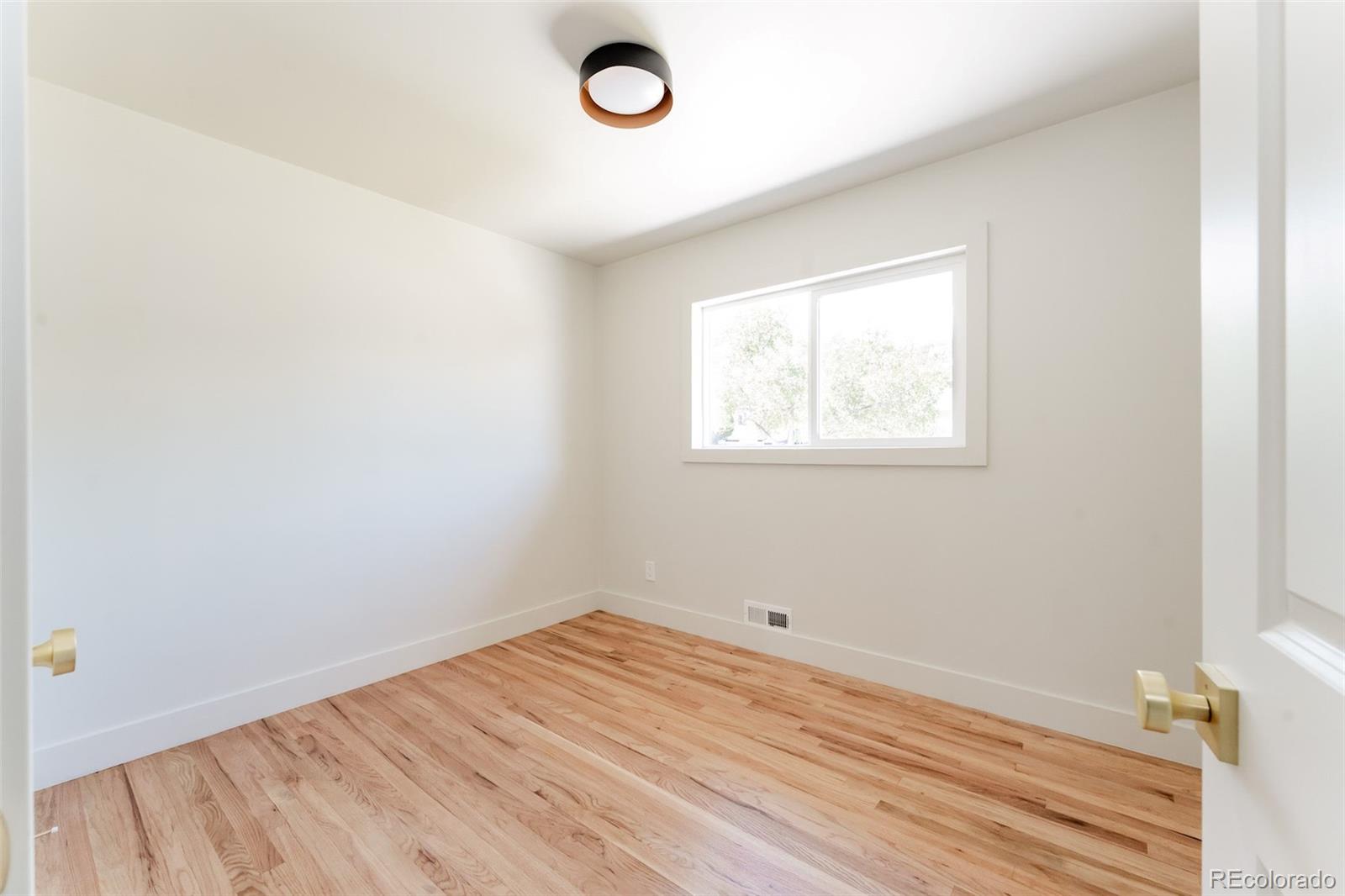 MLS Image #30 for 1802 s utica street,denver, Colorado