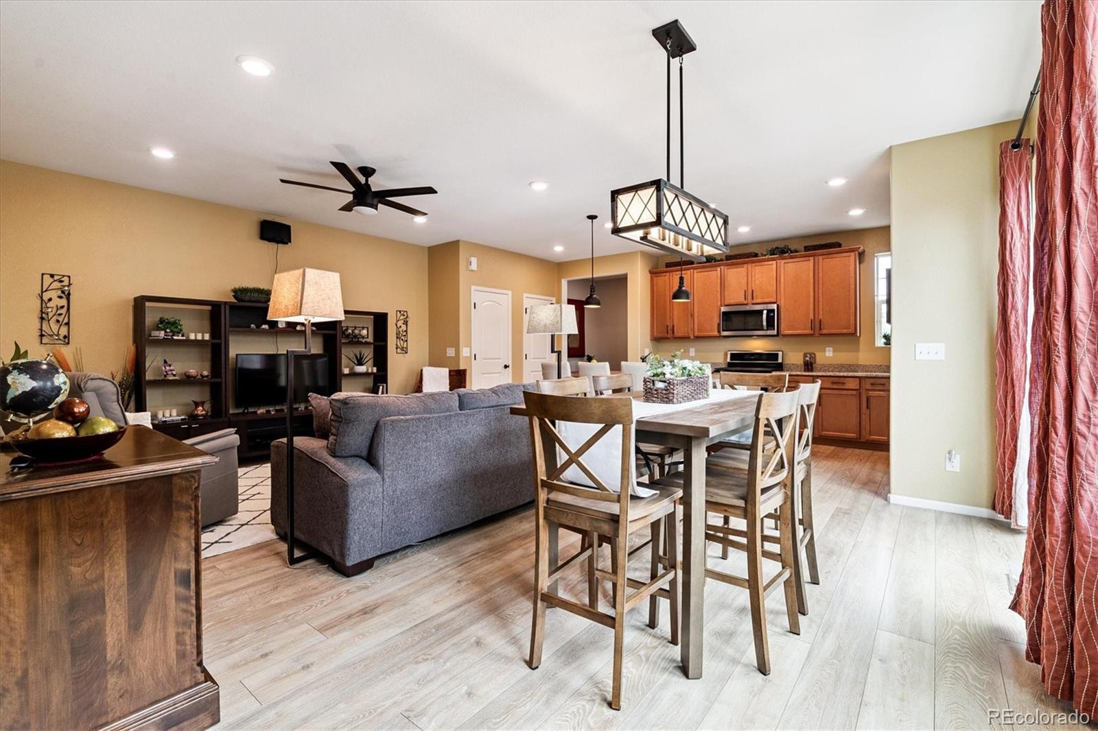 MLS Image #20 for 10159 e 25th drive,aurora, Colorado