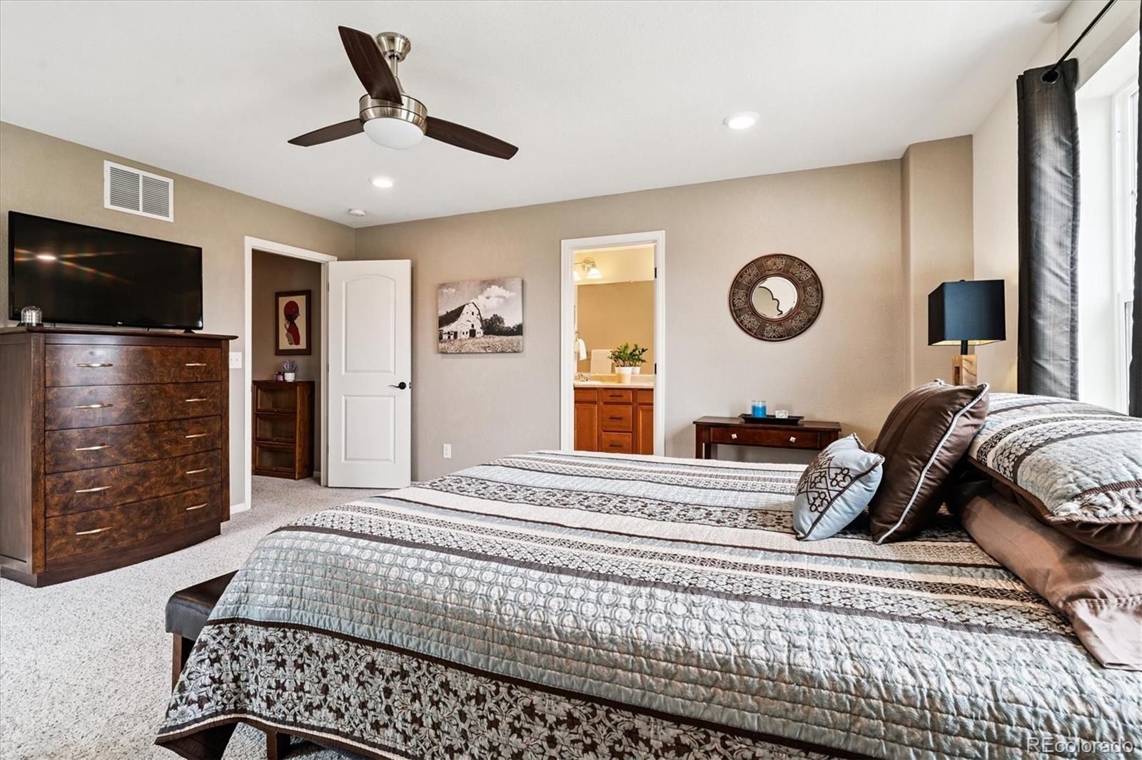 MLS Image #28 for 10159 e 25th drive,aurora, Colorado