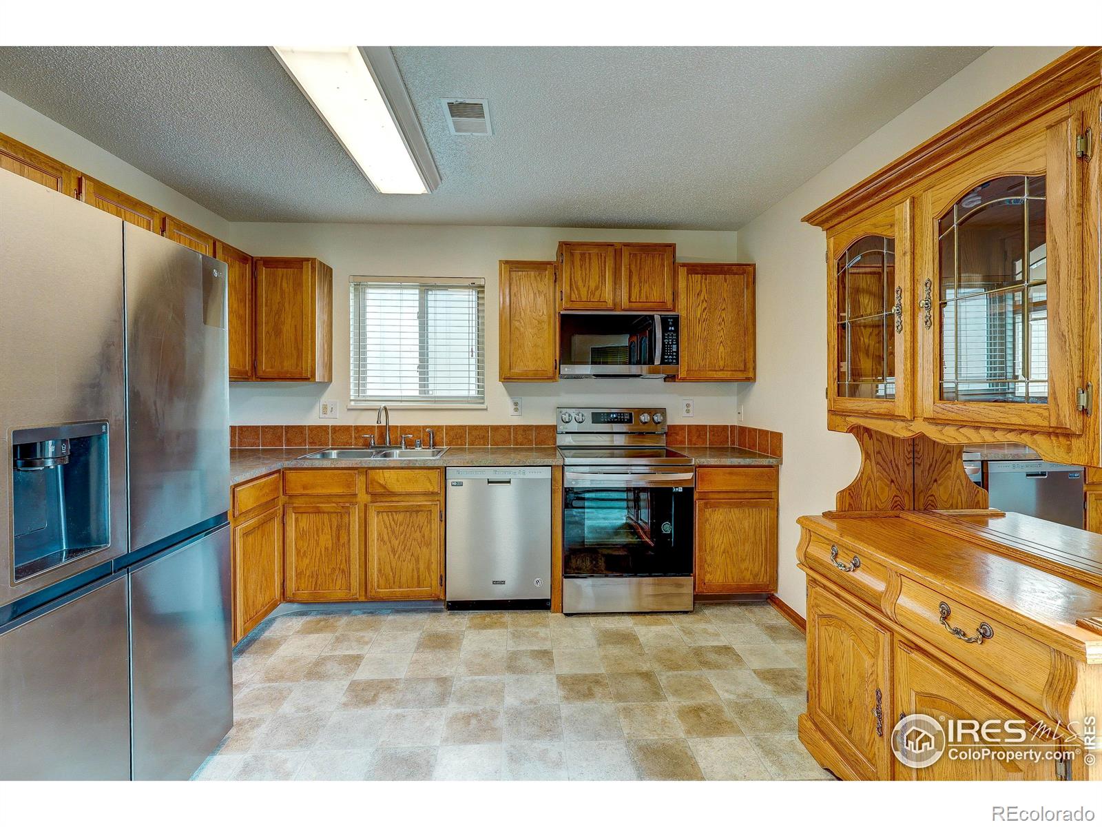 MLS Image #2 for 920  44th ave ct,greeley, Colorado