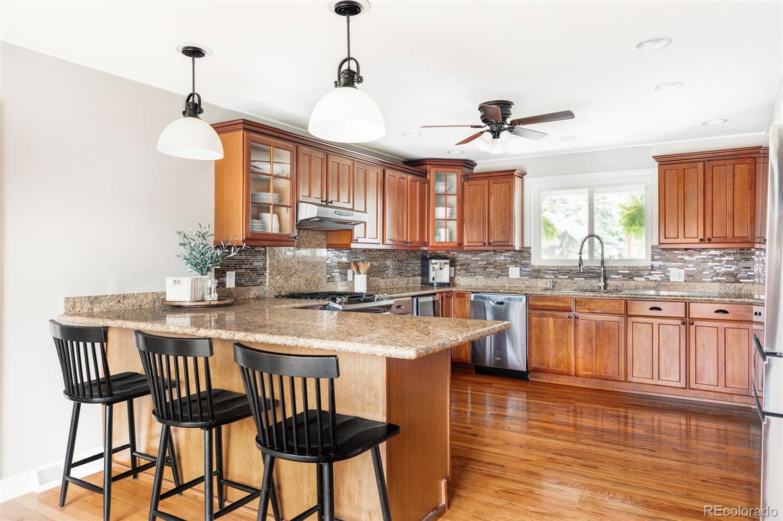 MLS Image #10 for 11954 w 61st avenue,arvada, Colorado