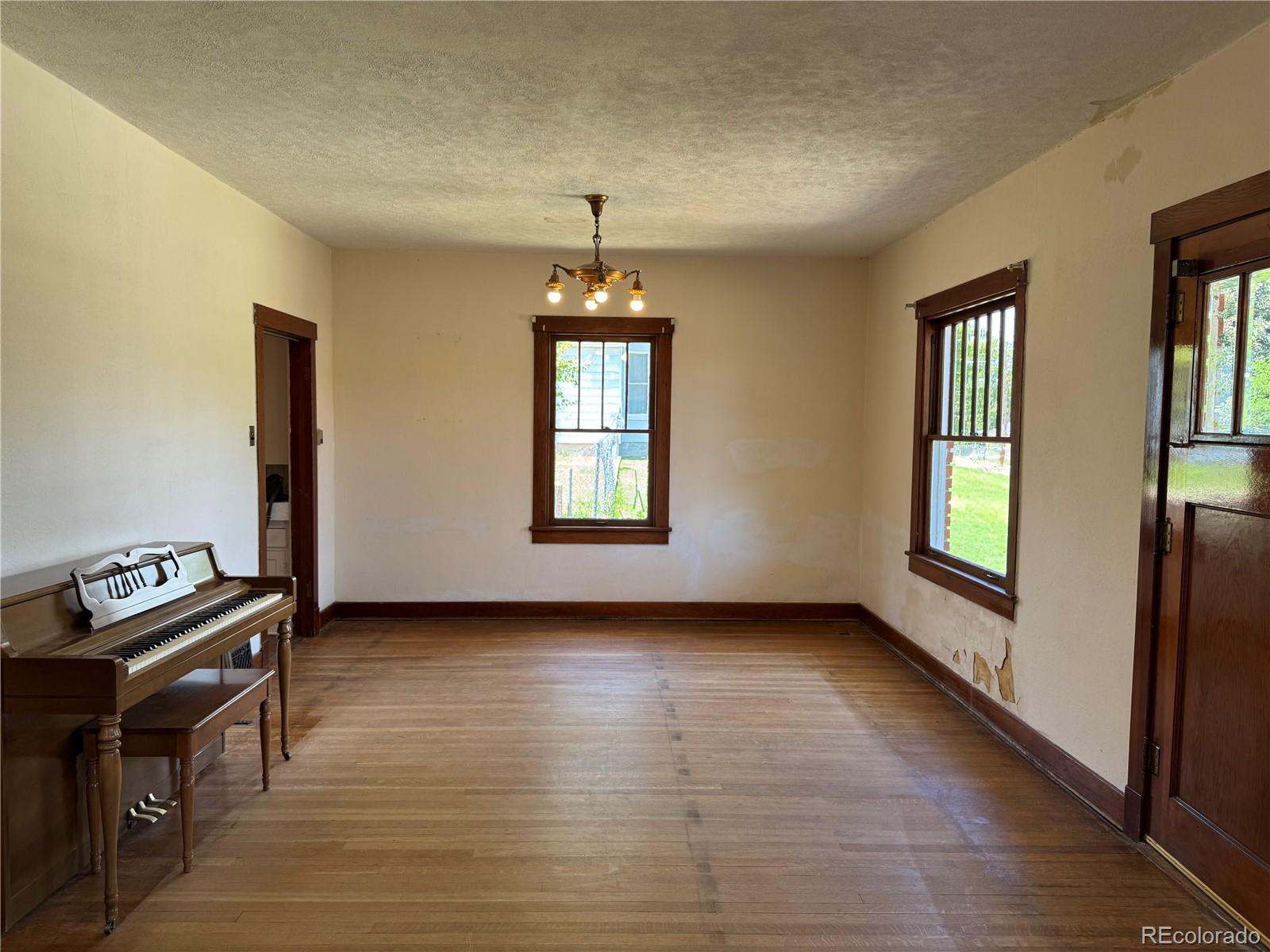MLS Image #14 for 312 e 6th street,trinidad, Colorado