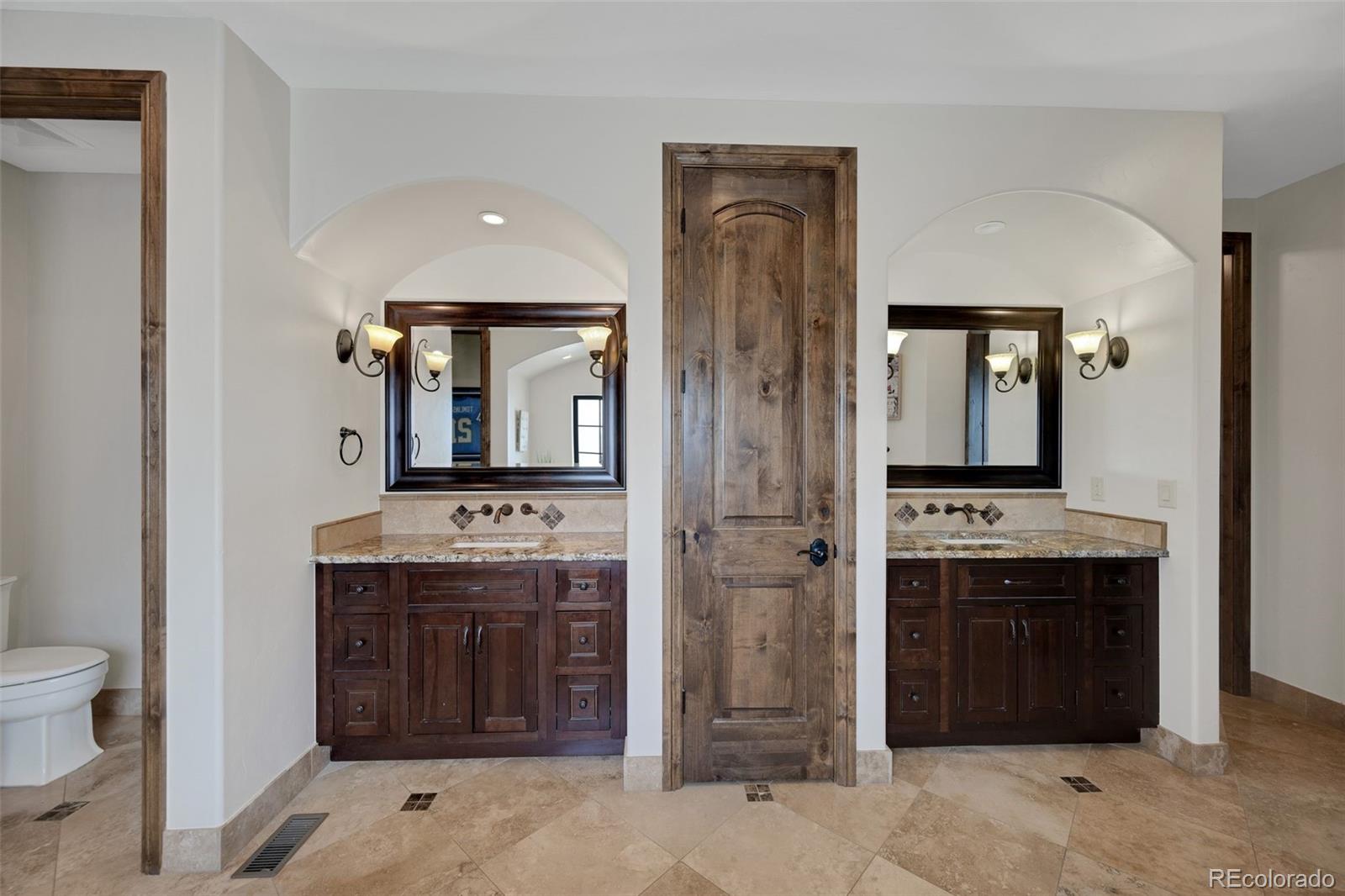 MLS Image #16 for 27062 e long circle,aurora, Colorado