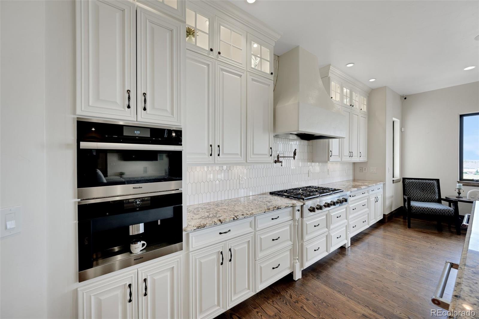 MLS Image #2 for 27062 e long circle,aurora, Colorado