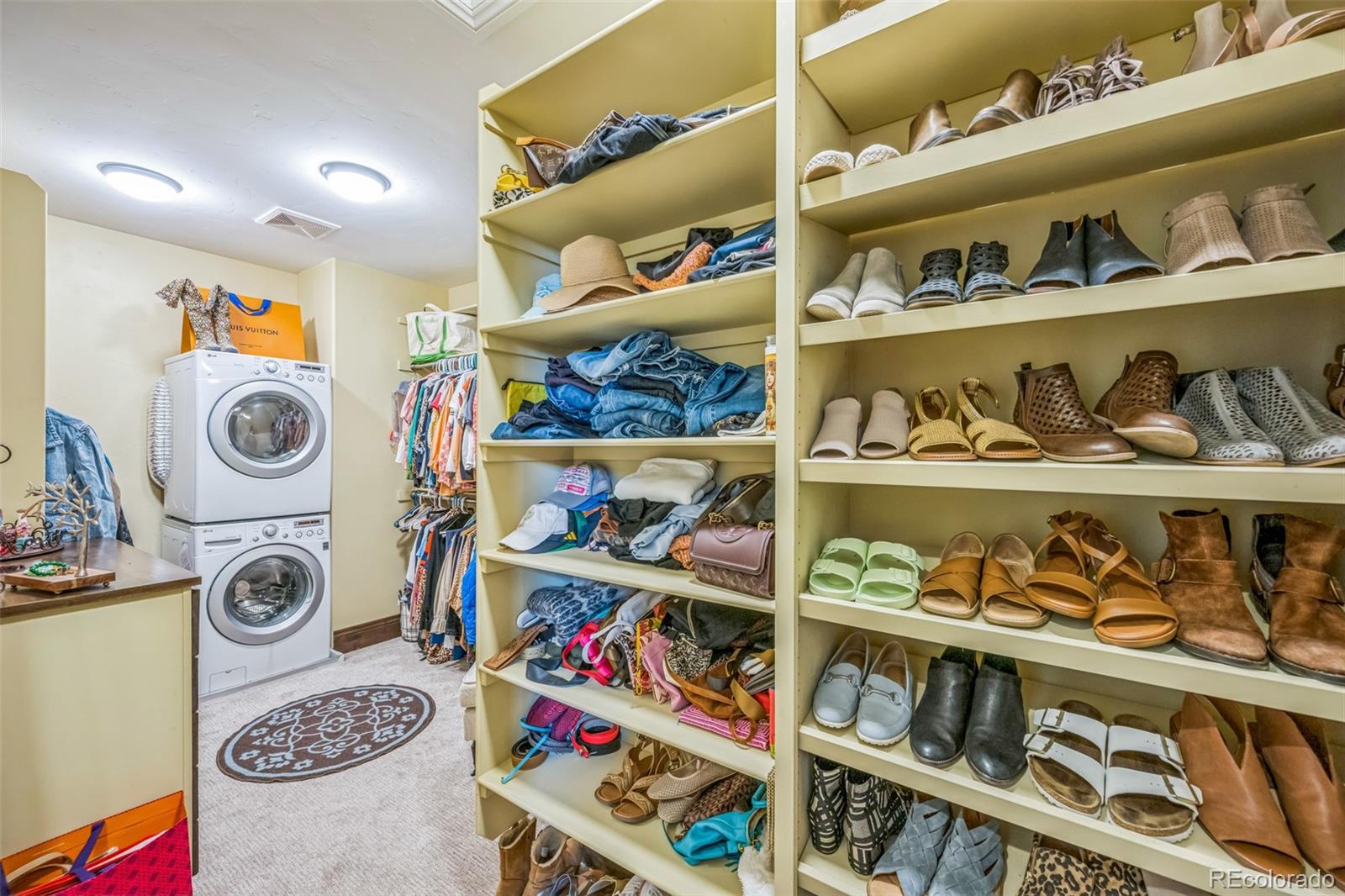 MLS Image #20 for 27062 e long circle,aurora, Colorado