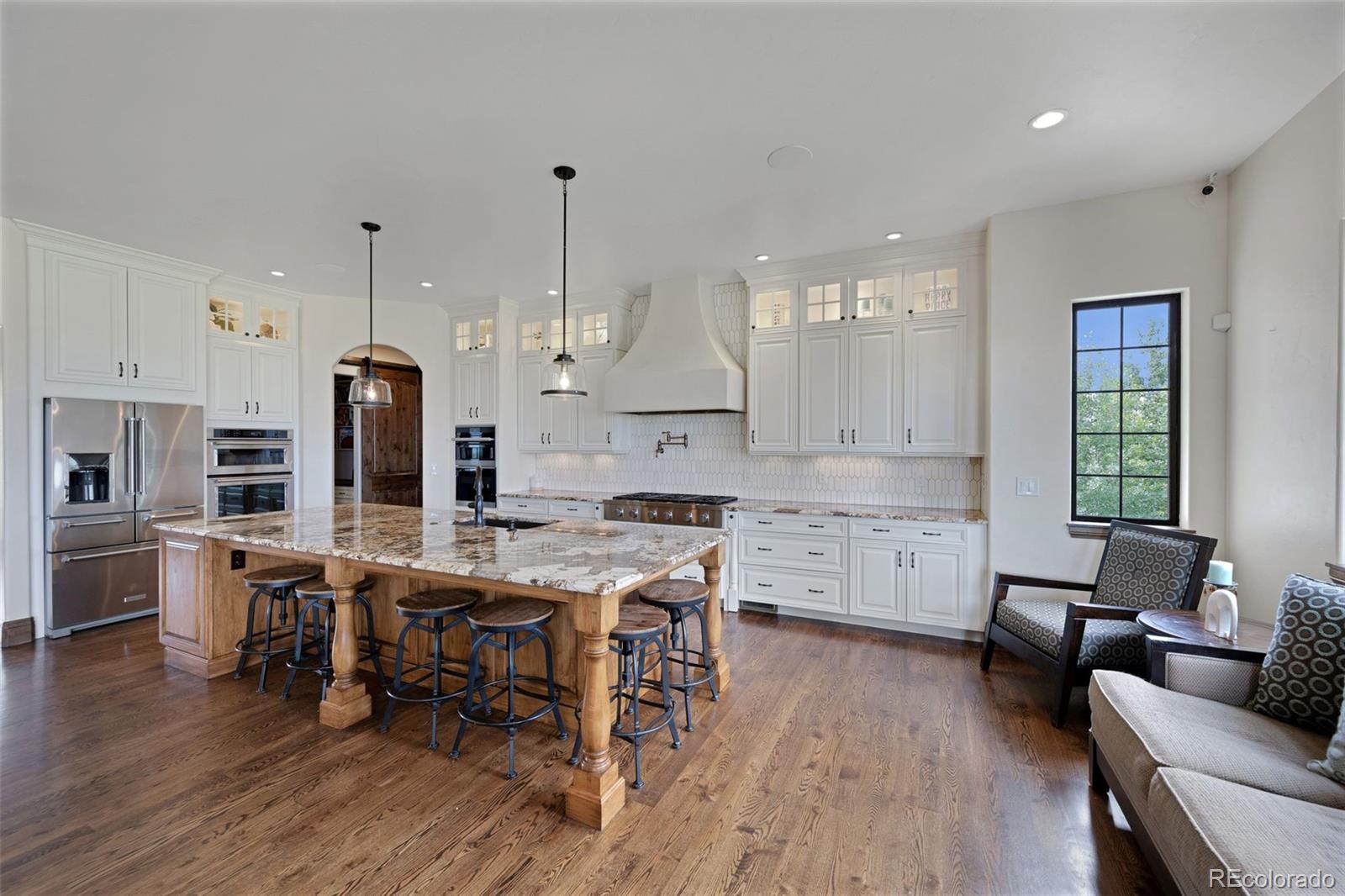MLS Image #3 for 27062 e long circle,aurora, Colorado