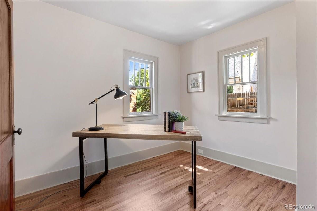 MLS Image #17 for 260 n delaware street,denver, Colorado