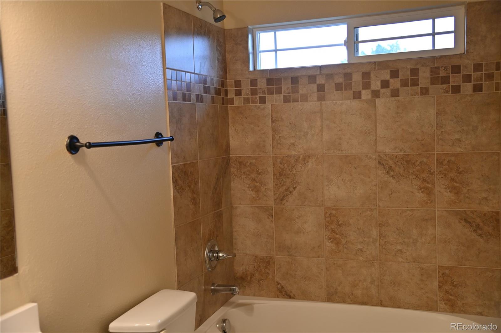 MLS Image #19 for 2642  lynbarton point,colorado springs, Colorado