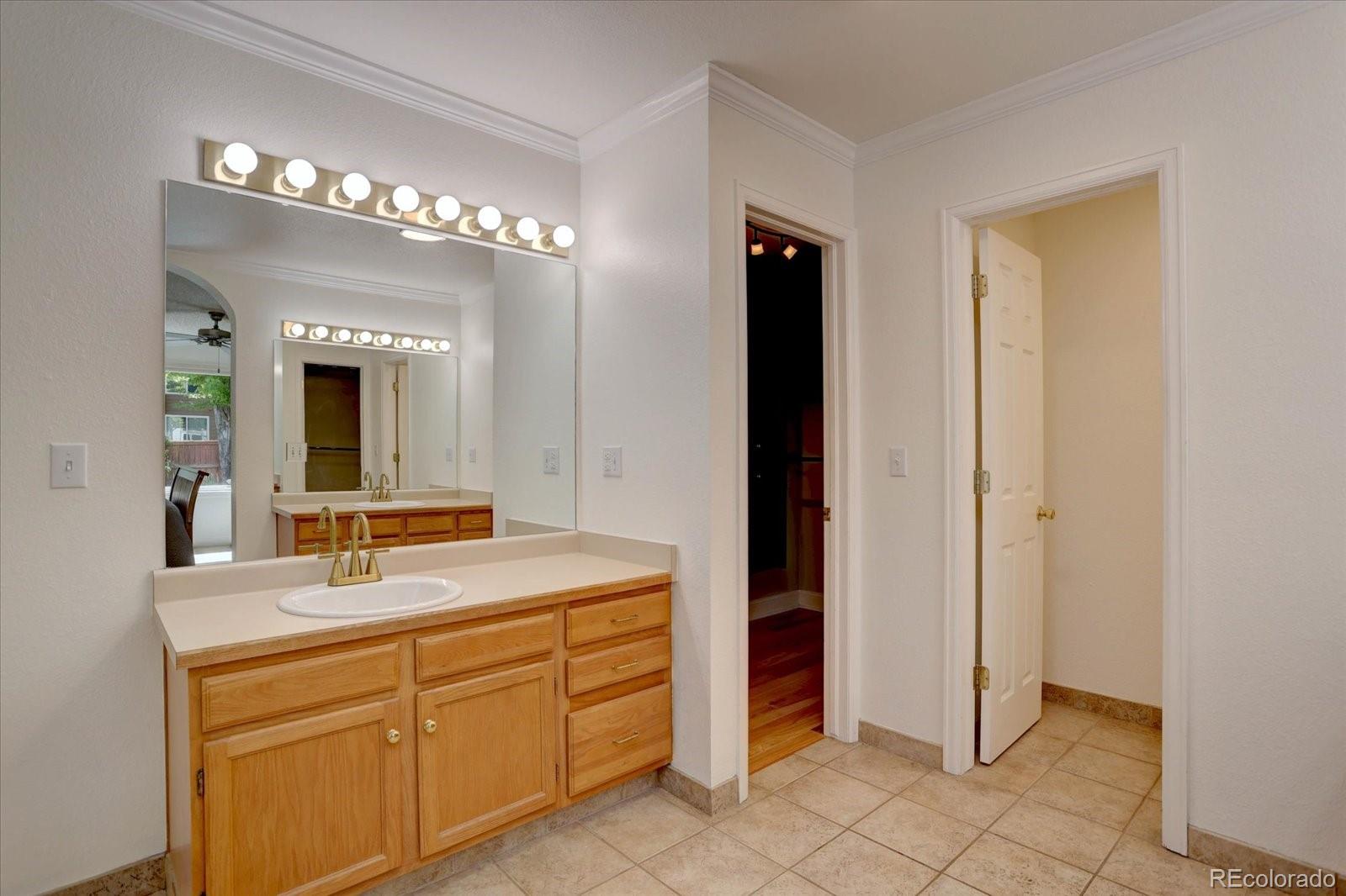 MLS Image #18 for 10086  silver maple road,highlands ranch, Colorado