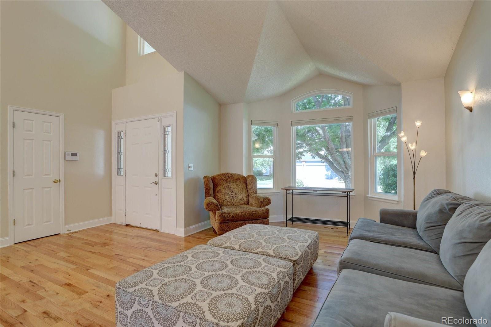 MLS Image #5 for 10086  silver maple road,highlands ranch, Colorado