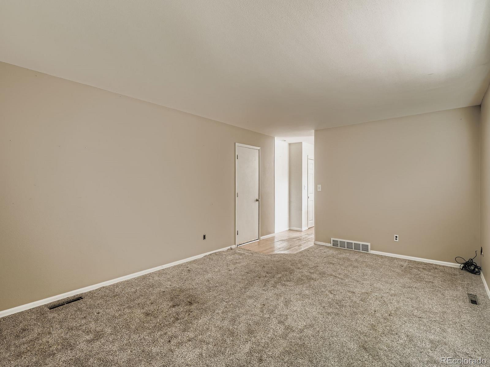MLS Image #10 for 7295 s newport way,centennial, Colorado