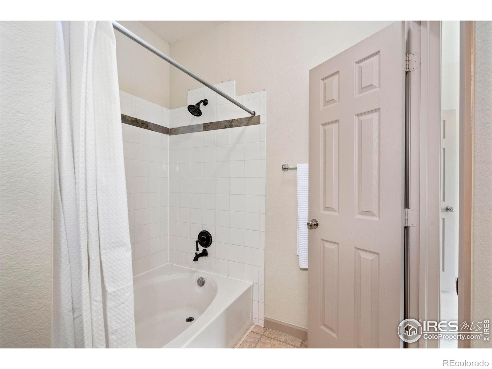 MLS Image #20 for 5620  fossil creek parkway,fort collins, Colorado