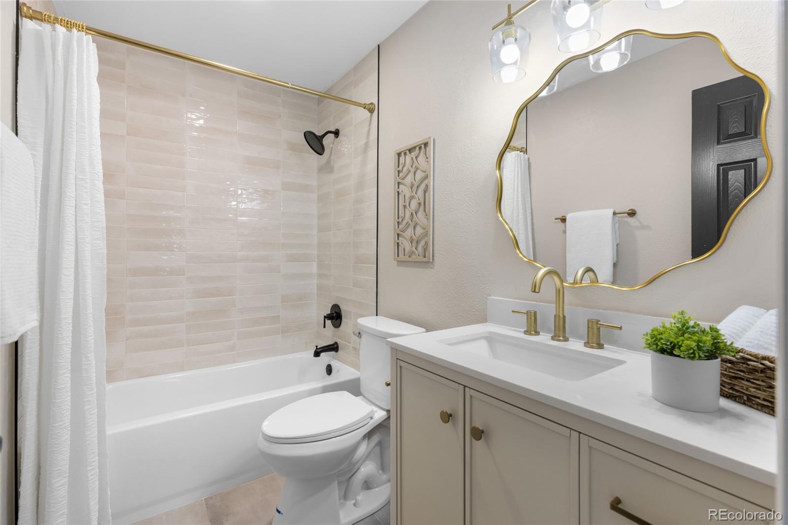 MLS Image #16 for 8195  field court,arvada, Colorado