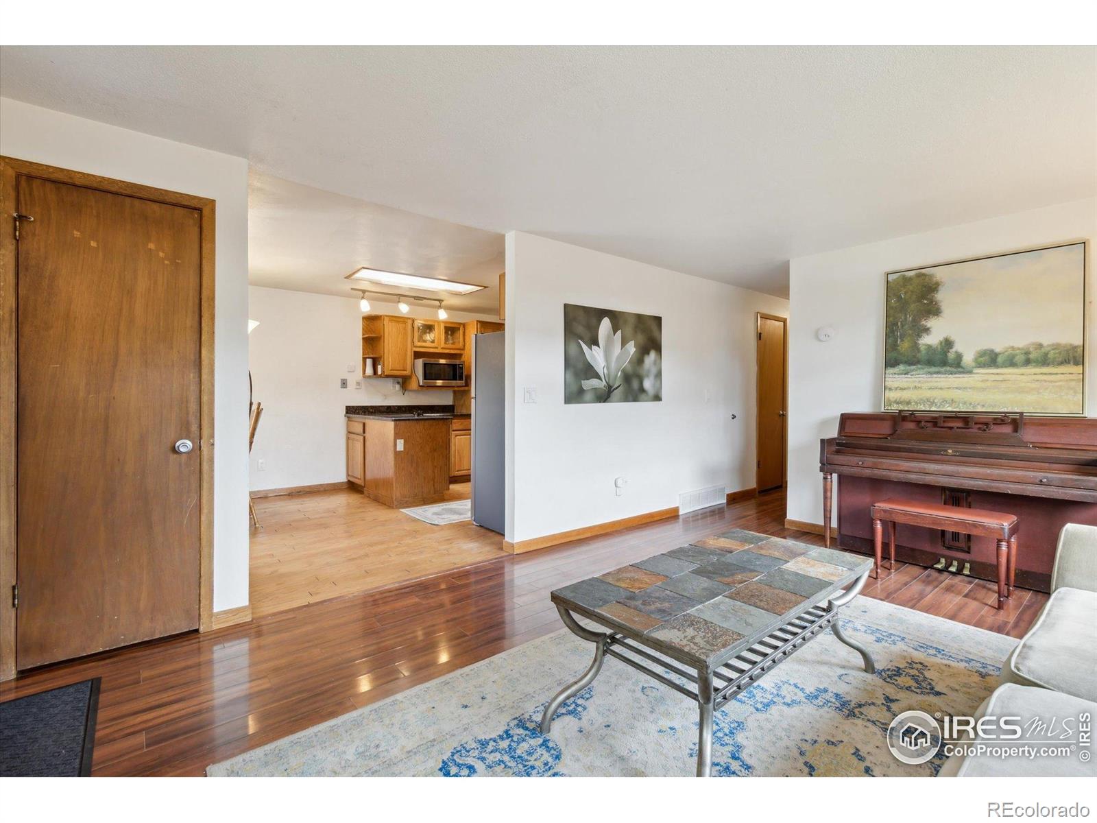 MLS Image #3 for 852  hubbard drive,longmont, Colorado