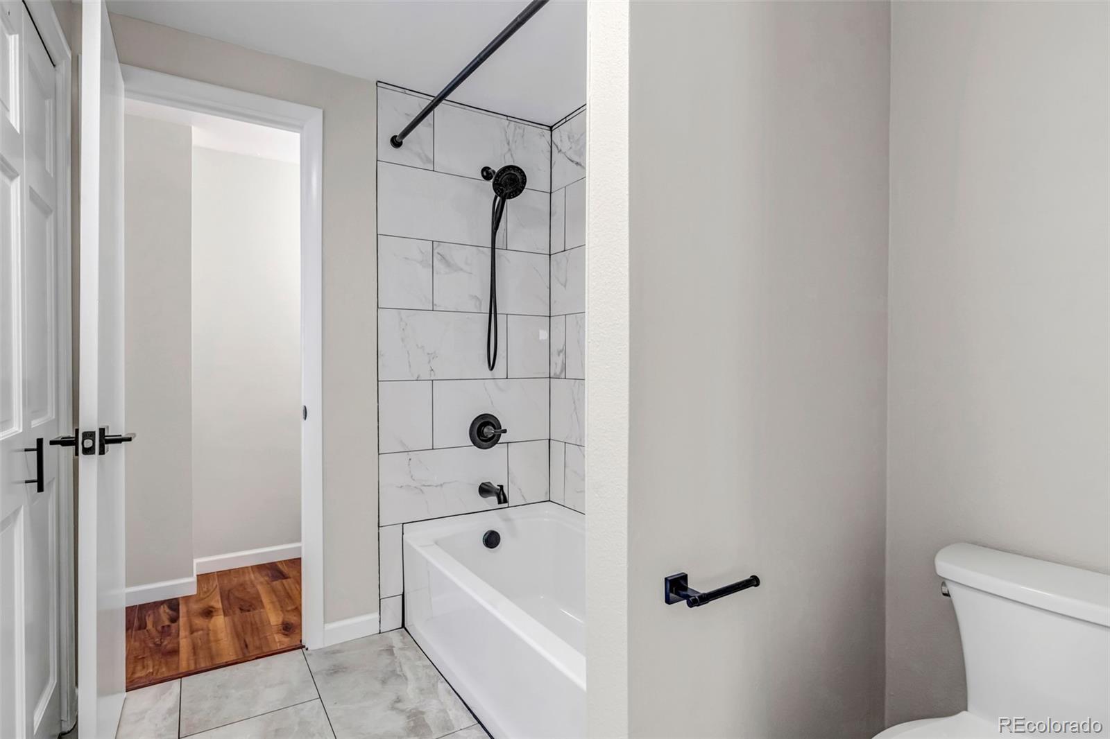 MLS Image #16 for 2821 w long drive,littleton, Colorado