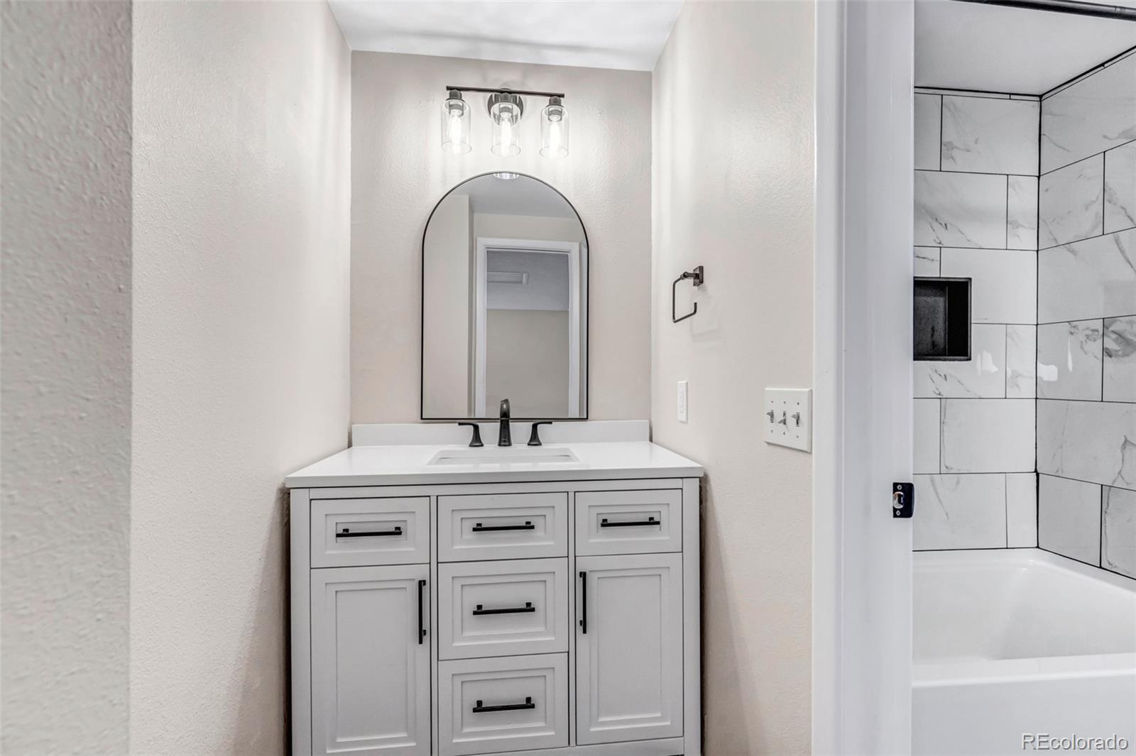 MLS Image #18 for 2821 w long drive,littleton, Colorado