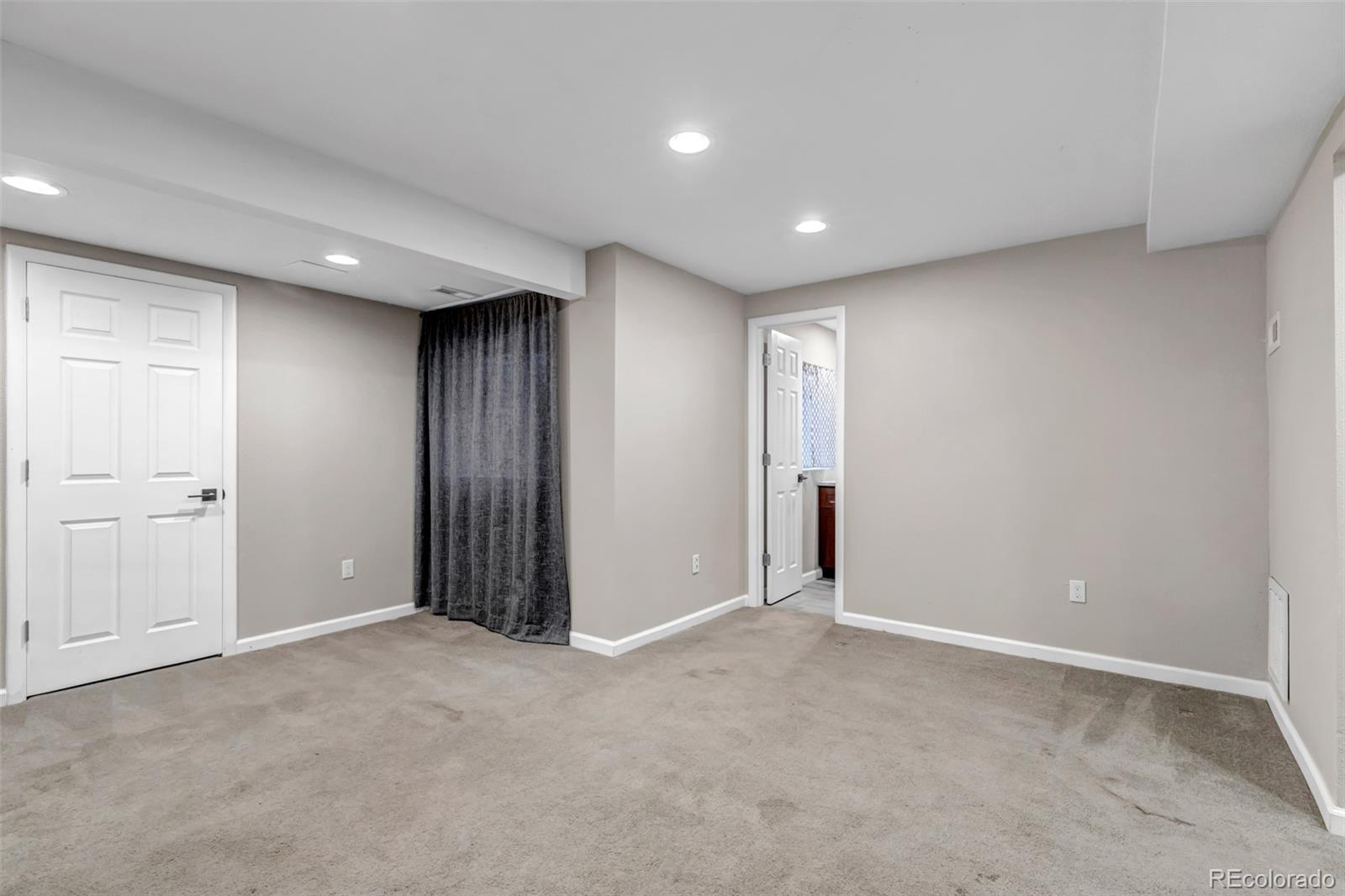 MLS Image #21 for 2821 w long drive,littleton, Colorado
