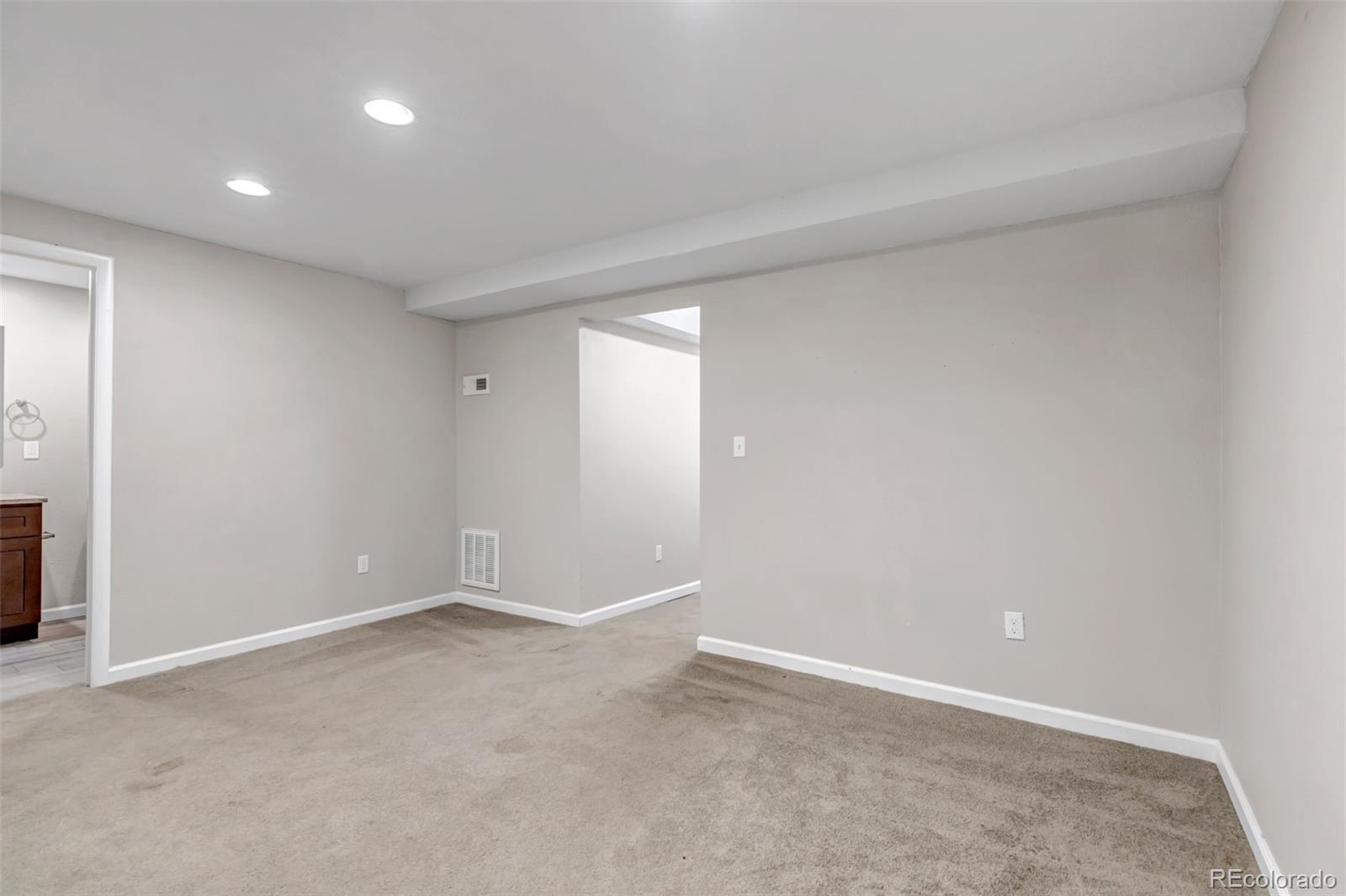 MLS Image #22 for 2821 w long drive,littleton, Colorado