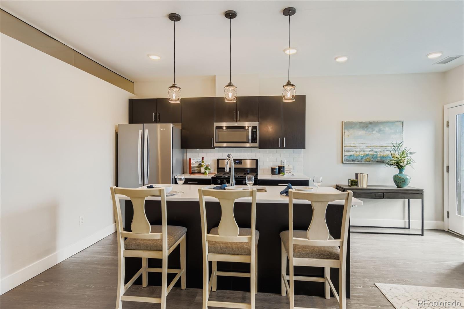 MLS Image #10 for 2374 s university boulevard 504,denver, Colorado