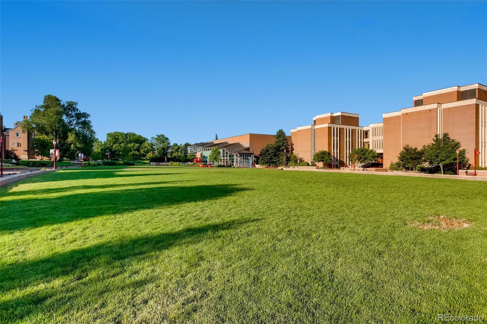 MLS Image #25 for 2374 s university boulevard 504,denver, Colorado