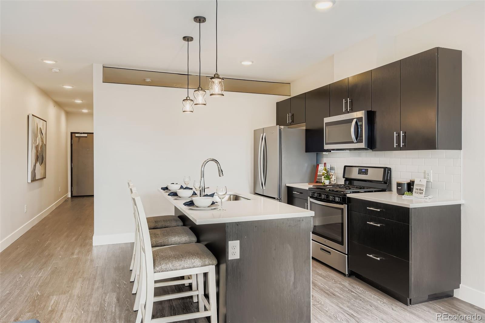 MLS Image #3 for 2374 s university boulevard 504,denver, Colorado