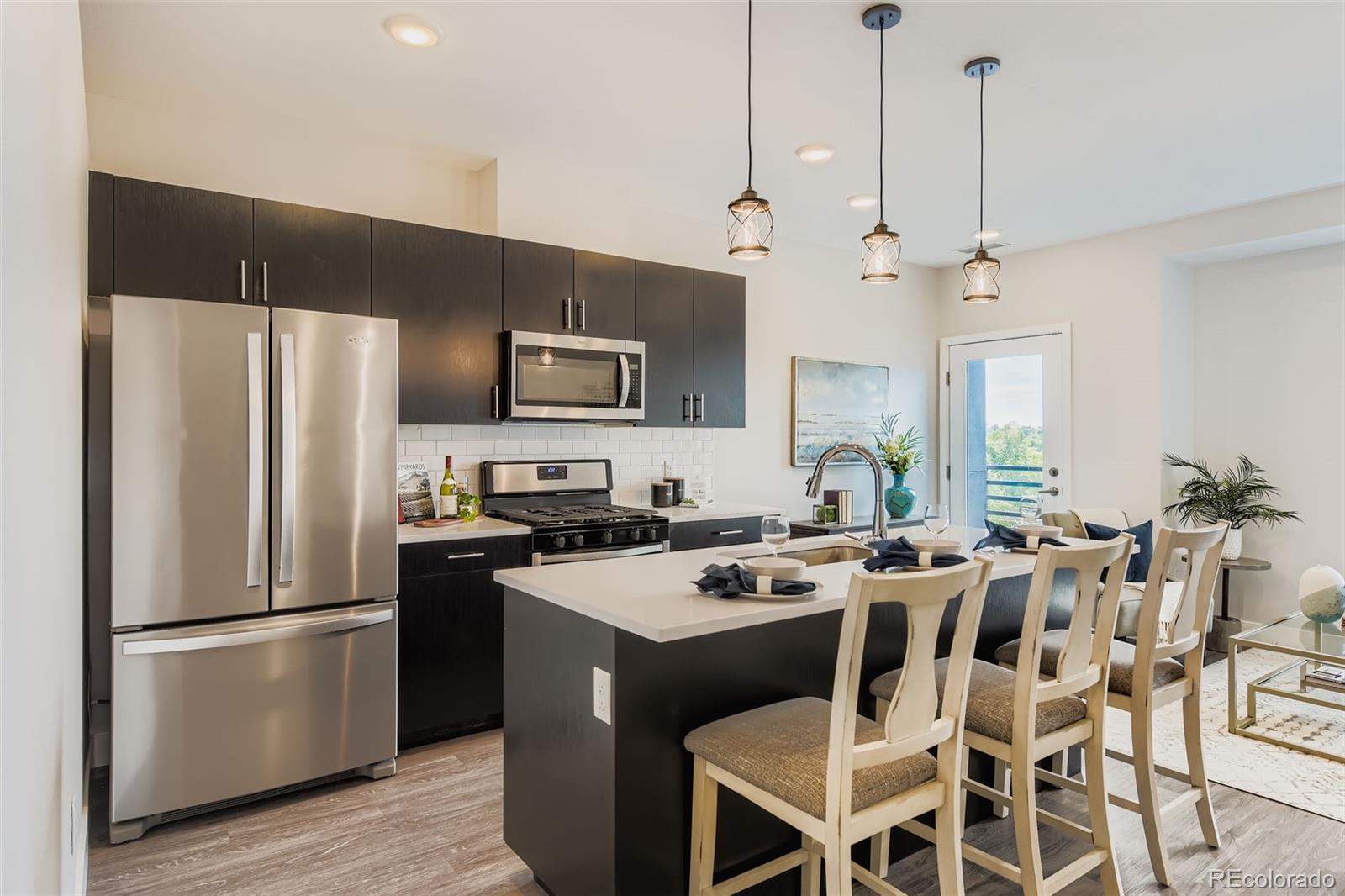 MLS Image #9 for 2374 s university boulevard 504,denver, Colorado