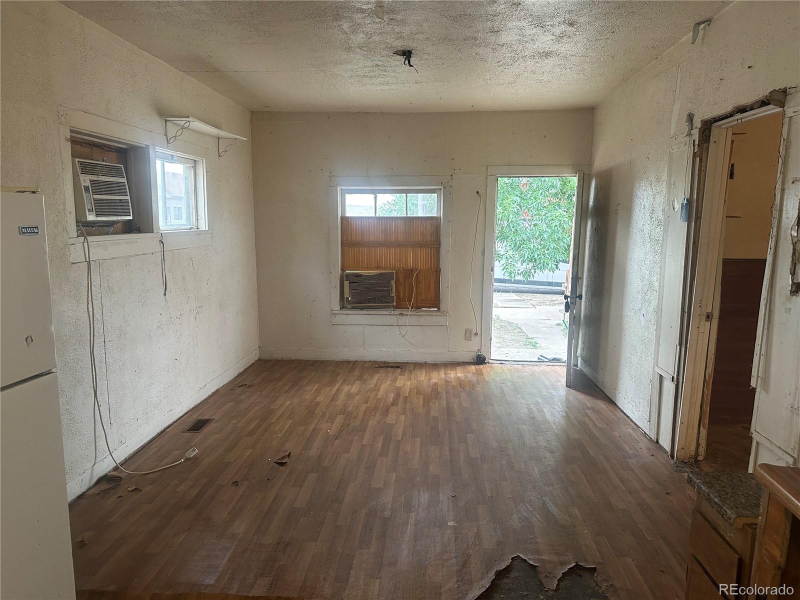 MLS Image #4 for 713 e 7th street,pueblo, Colorado