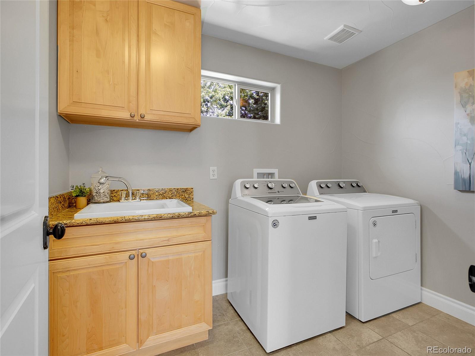 MLS Image #27 for 2249 s marion street,denver, Colorado