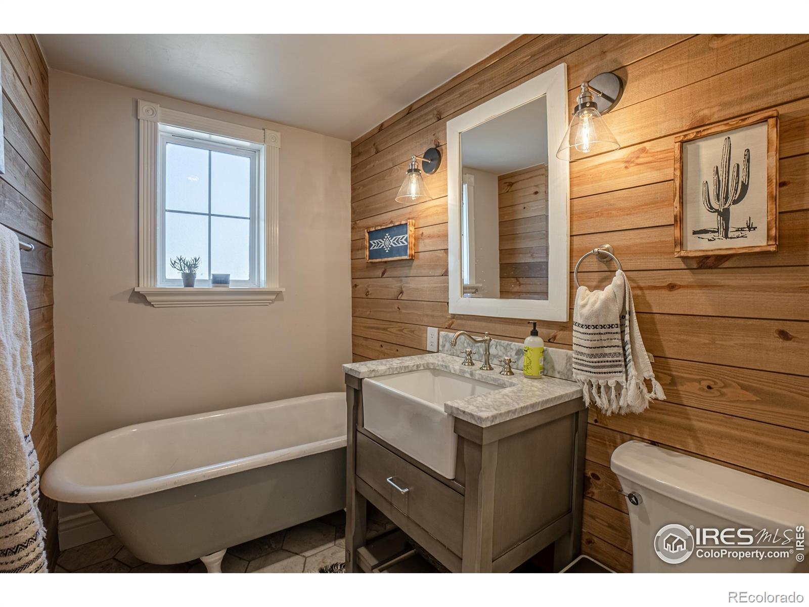 MLS Image #15 for 44708  county road 27 ,pierce, Colorado