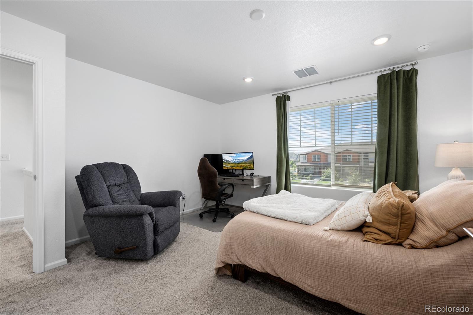MLS Image #14 for 20971 e 60th avenue ,aurora, Colorado