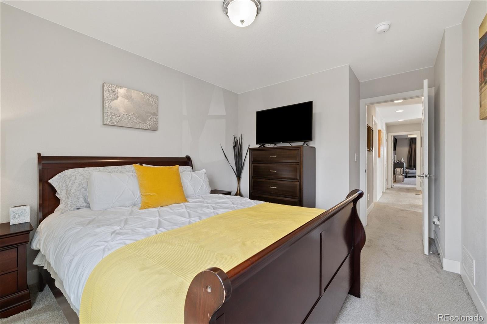 MLS Image #20 for 15694 e 47th drive,denver, Colorado