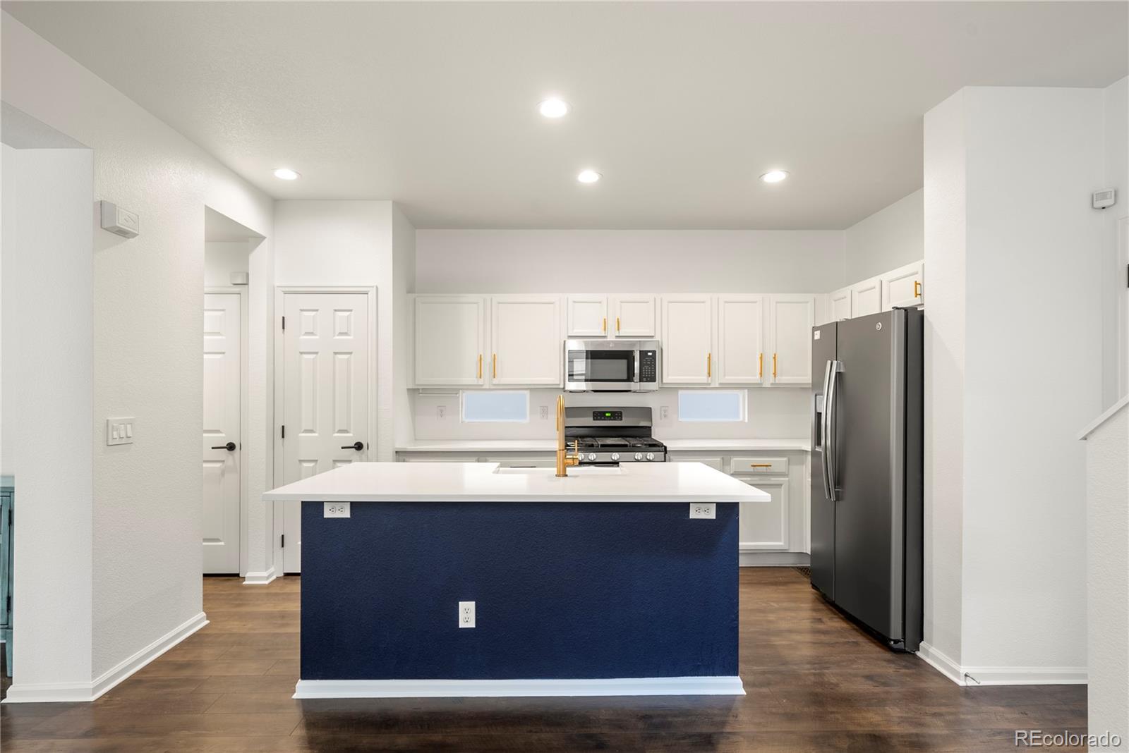 MLS Image #7 for 2883  central park boulevard,denver, Colorado