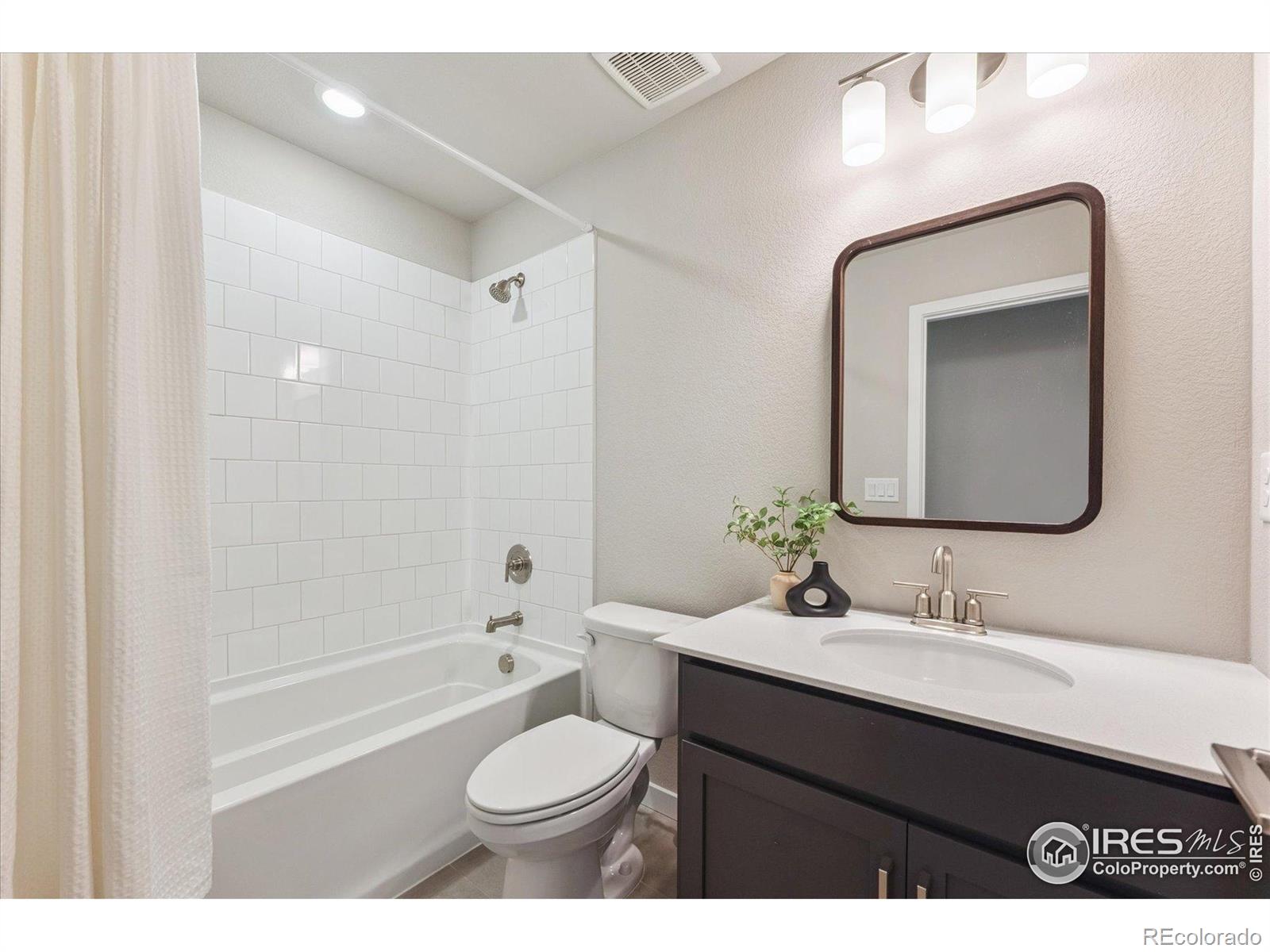 MLS Image #25 for 2890 s flat circle,longmont, Colorado