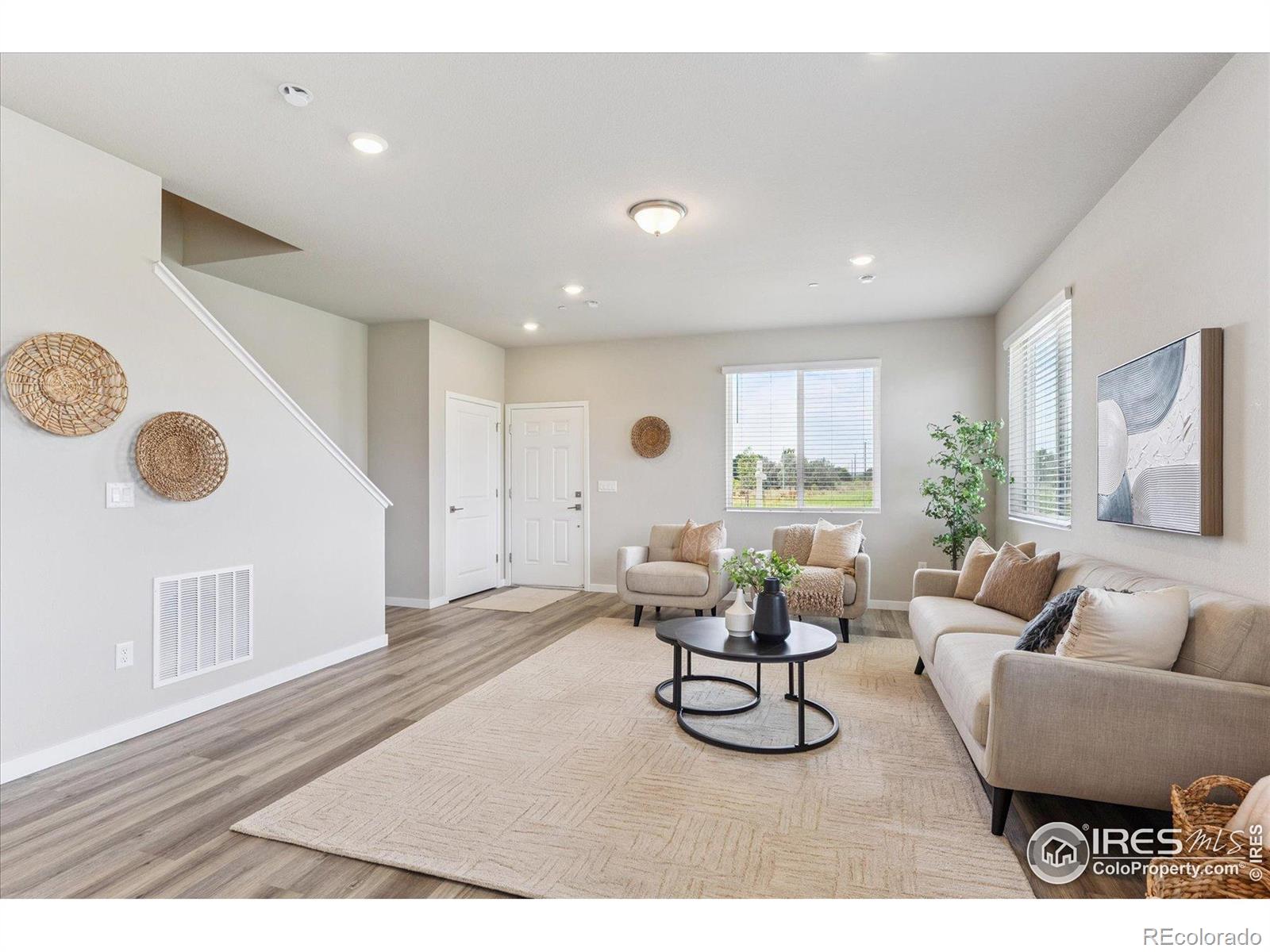 MLS Image #5 for 2890 s flat circle,longmont, Colorado