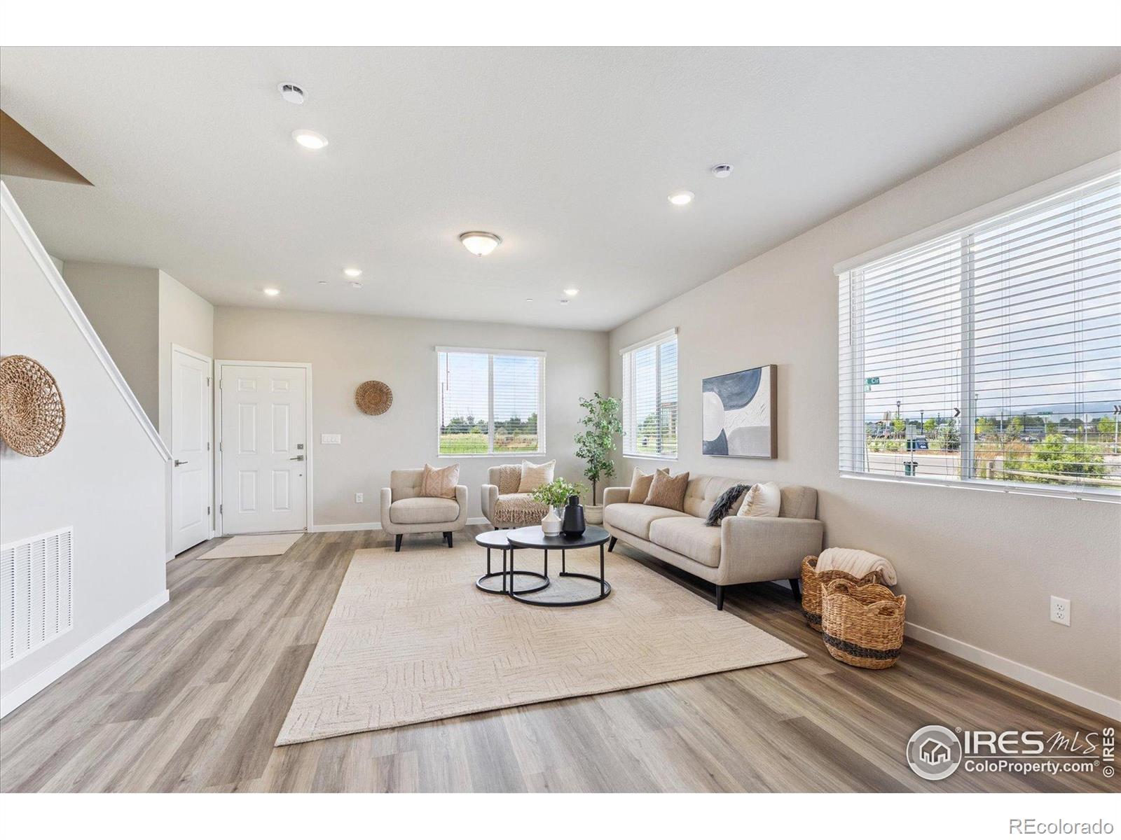 MLS Image #8 for 2890 s flat circle,longmont, Colorado