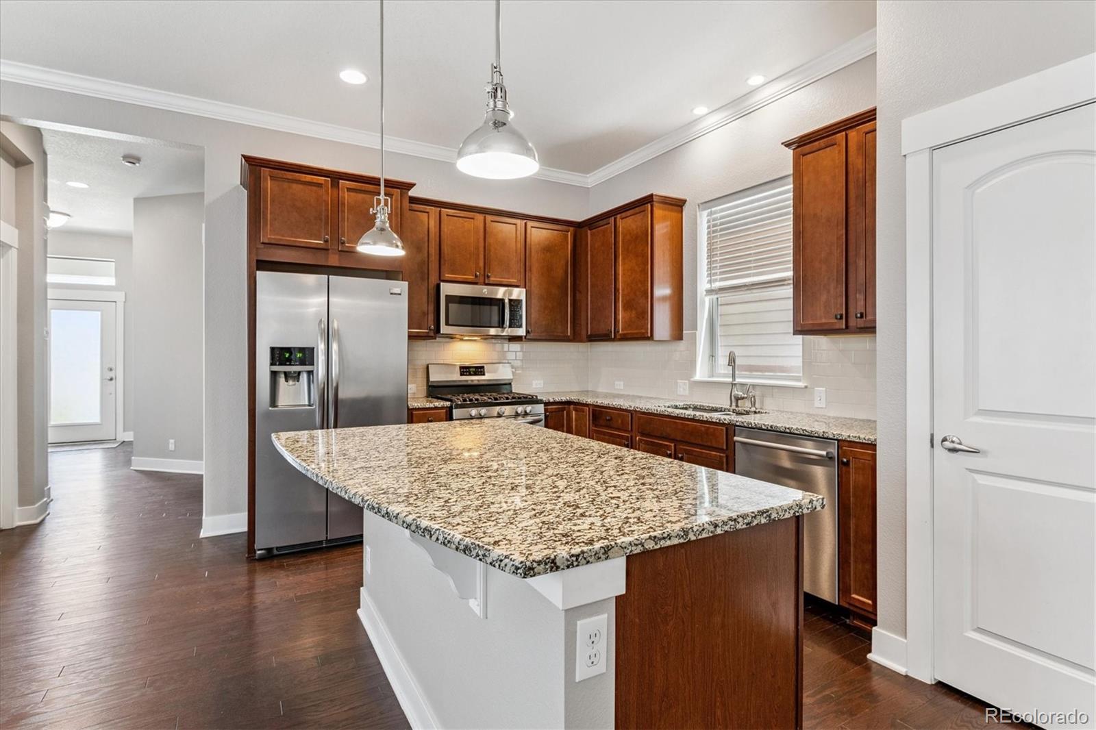 MLS Image #12 for 11336 e 27th avenue,denver, Colorado