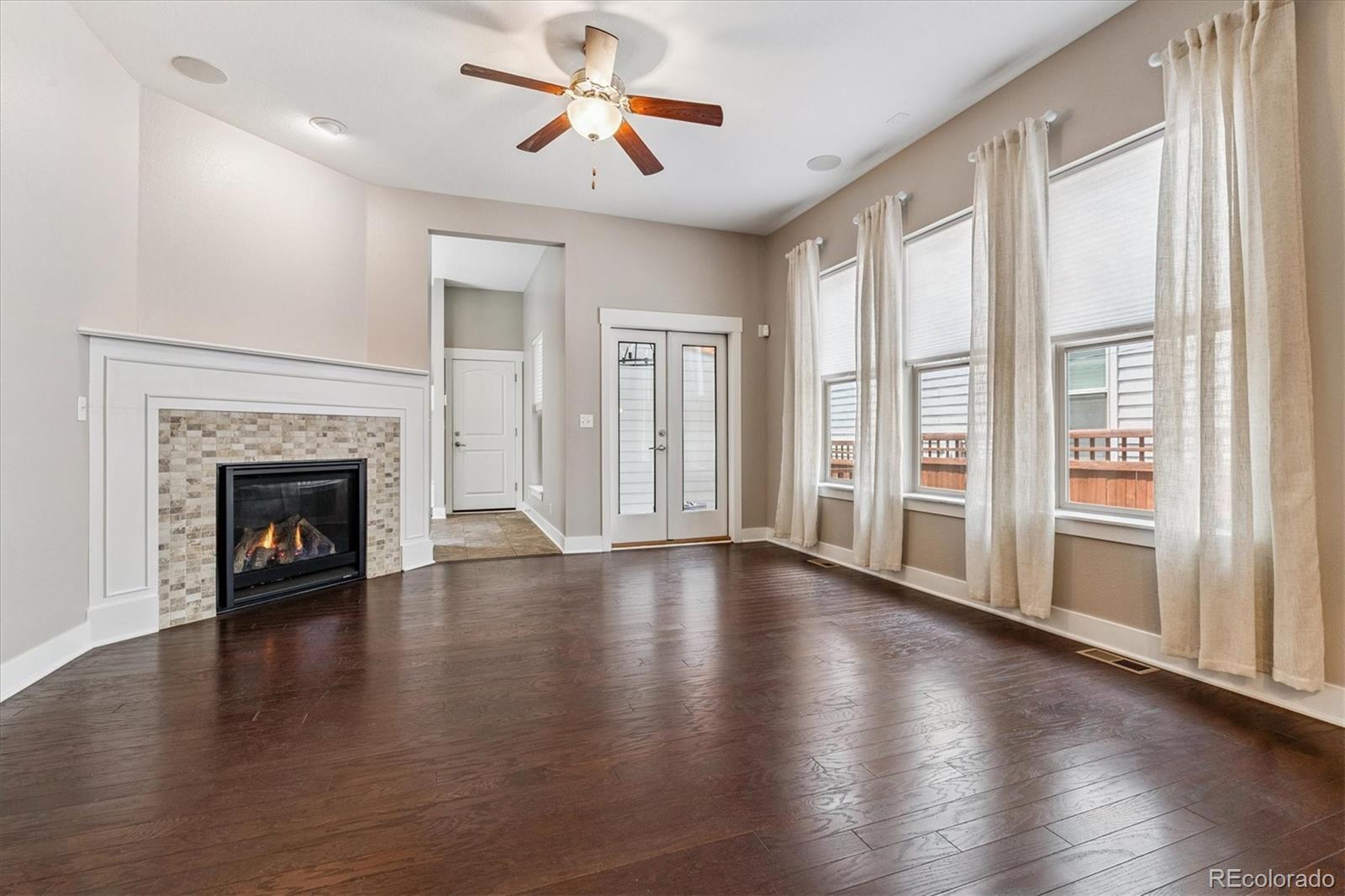 MLS Image #13 for 11336 e 27th avenue,denver, Colorado