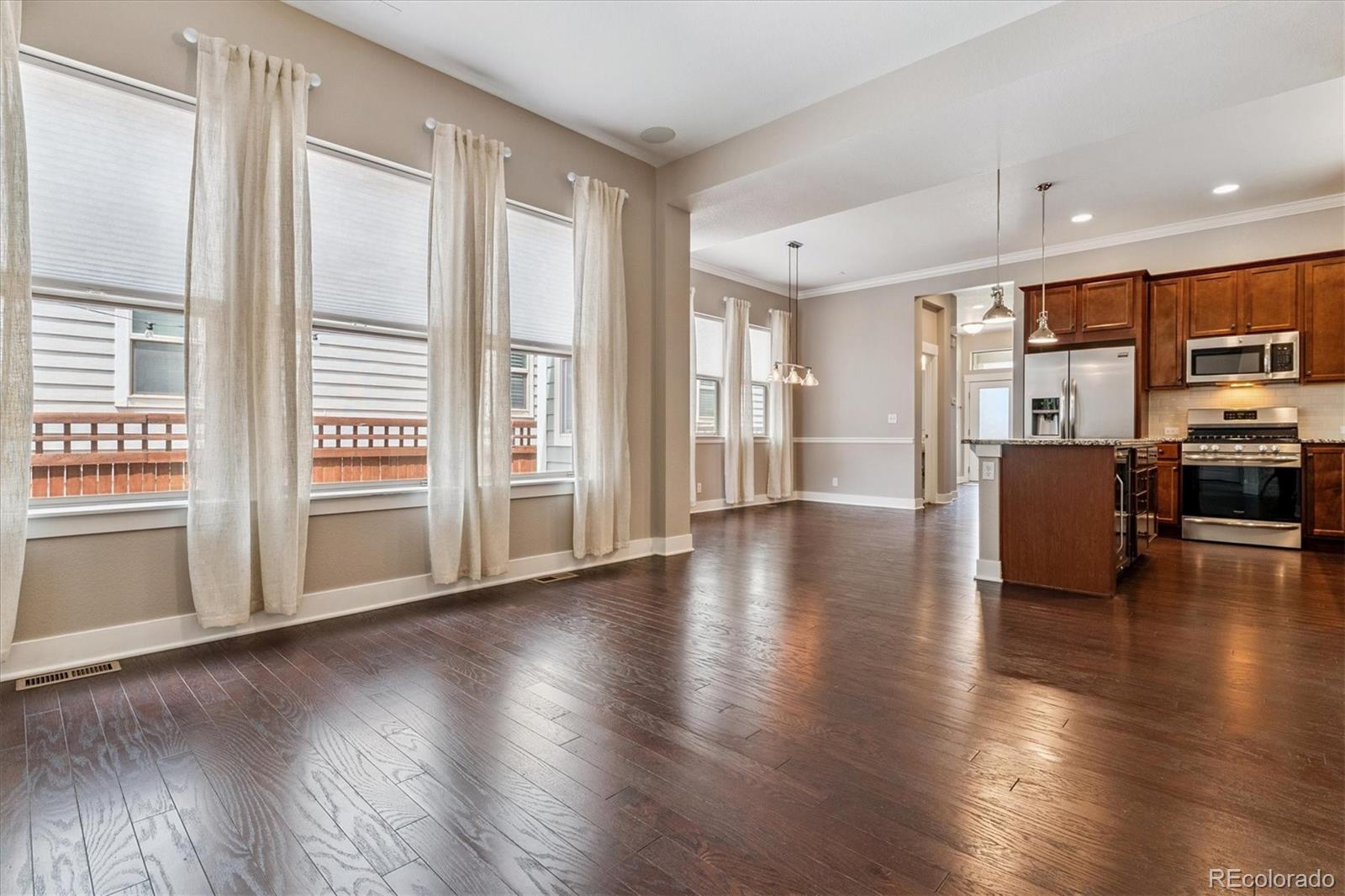 MLS Image #15 for 11336 e 27th avenue,denver, Colorado