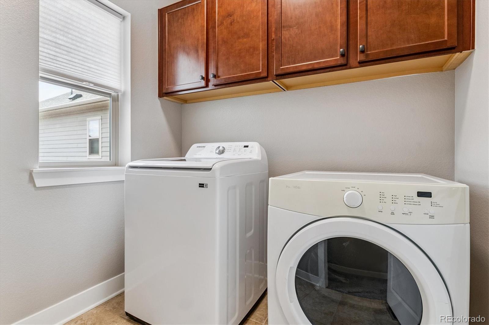 MLS Image #19 for 11336 e 27th avenue,denver, Colorado