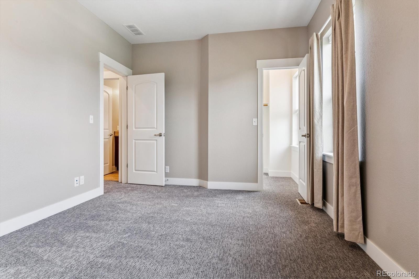 MLS Image #22 for 11336 e 27th avenue,denver, Colorado