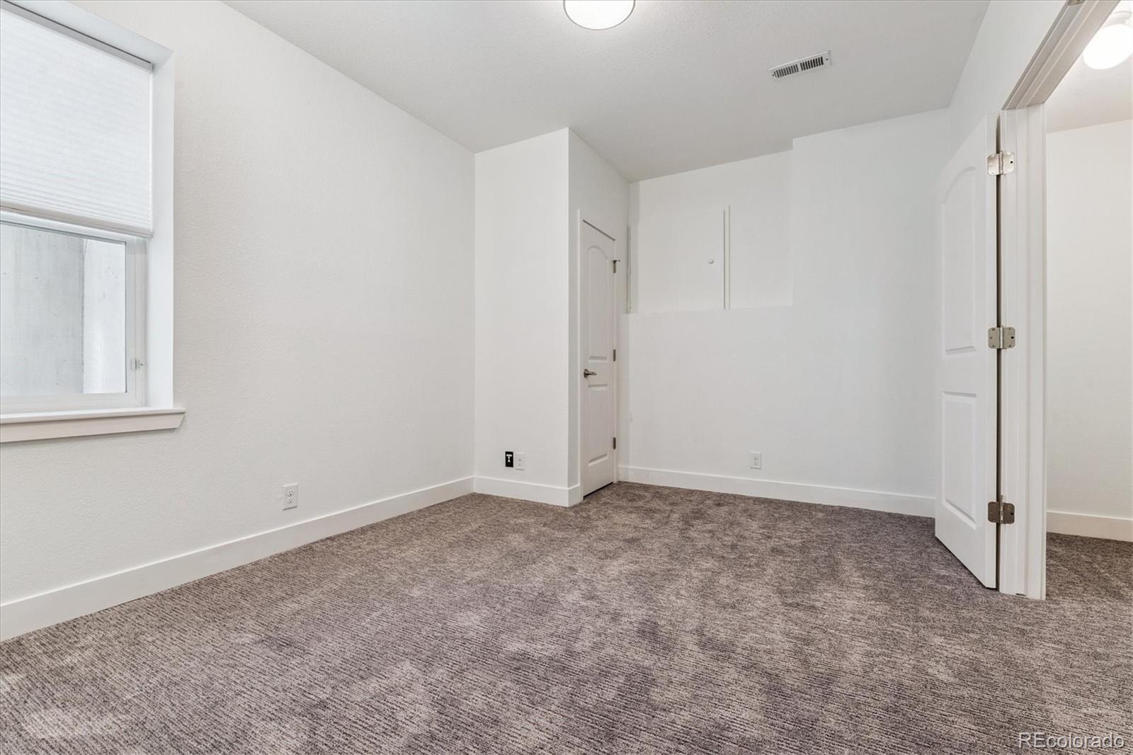 MLS Image #32 for 11336 e 27th avenue,denver, Colorado
