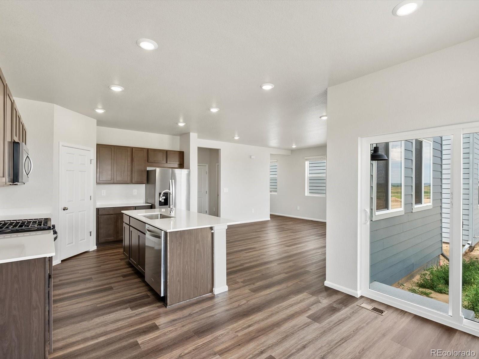 MLS Image #7 for 540  97th avenue,greeley, Colorado