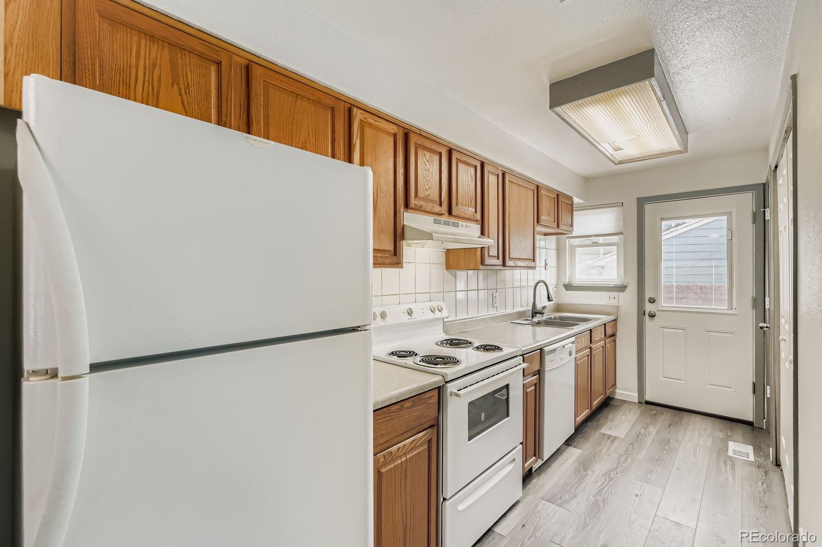 MLS Image #12 for 8206  washington street,denver, Colorado