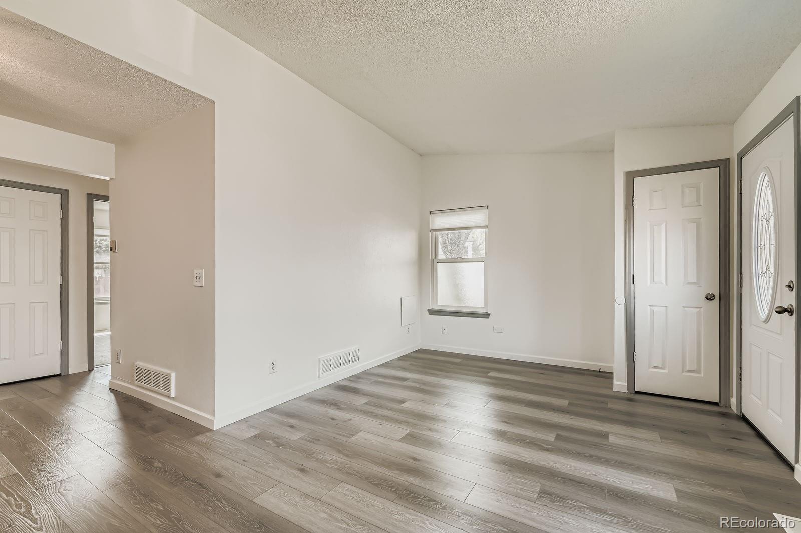 MLS Image #4 for 8206  washington street,denver, Colorado