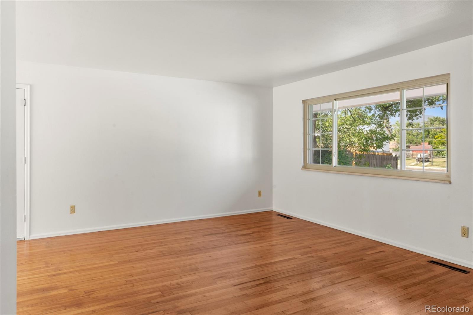 MLS Image #3 for 1827  montezuma drive,colorado springs, Colorado