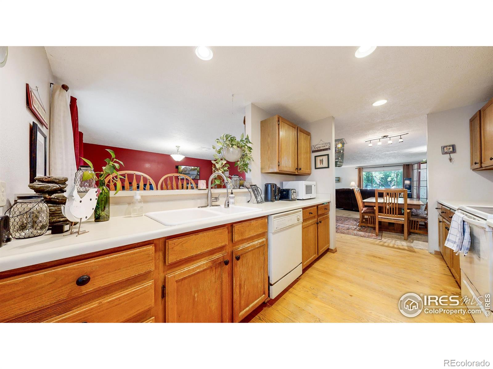 MLS Image #11 for 1925  ames court,fort collins, Colorado