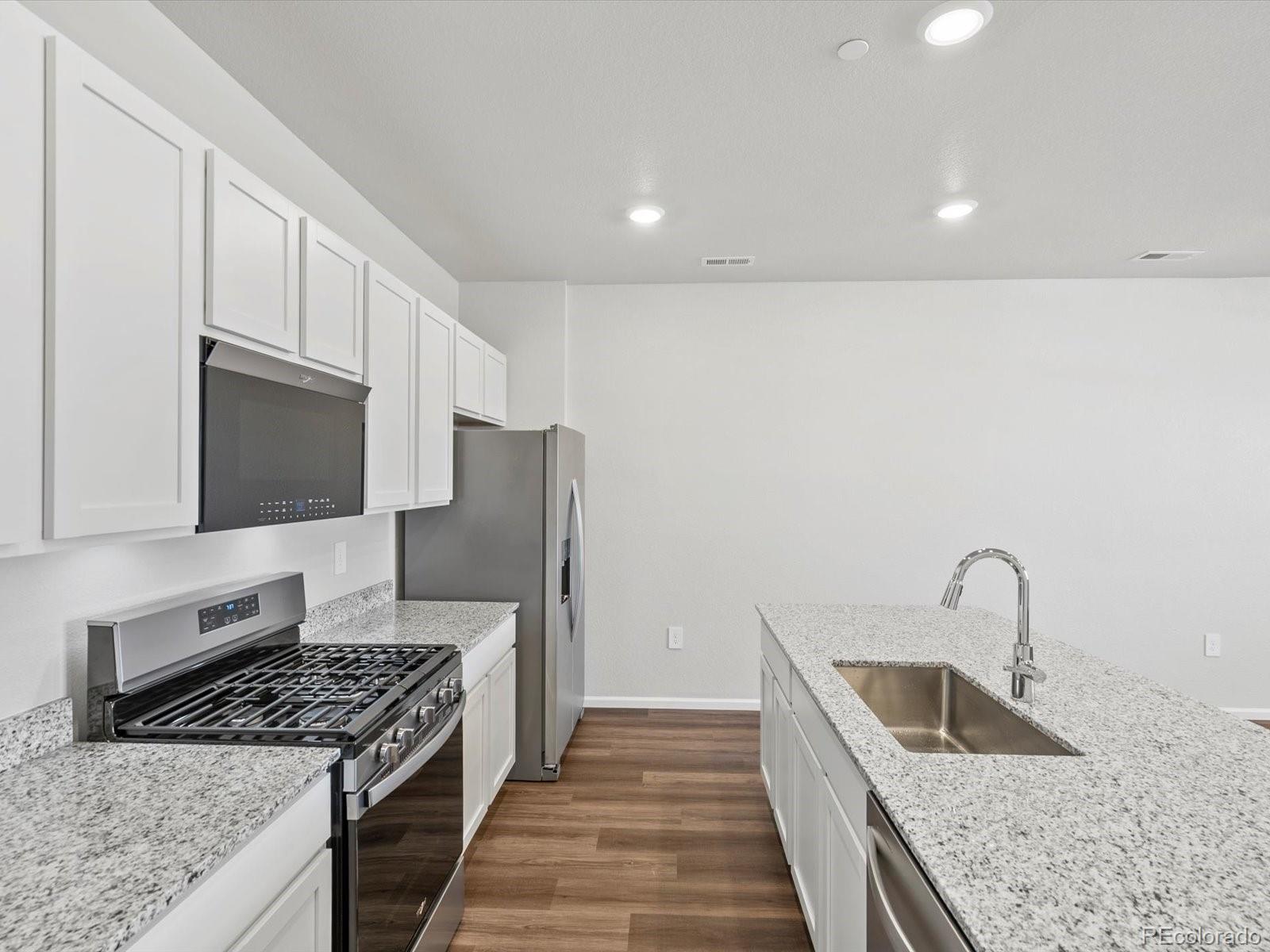 MLS Image #7 for 1620  riverplace drive,windsor, Colorado