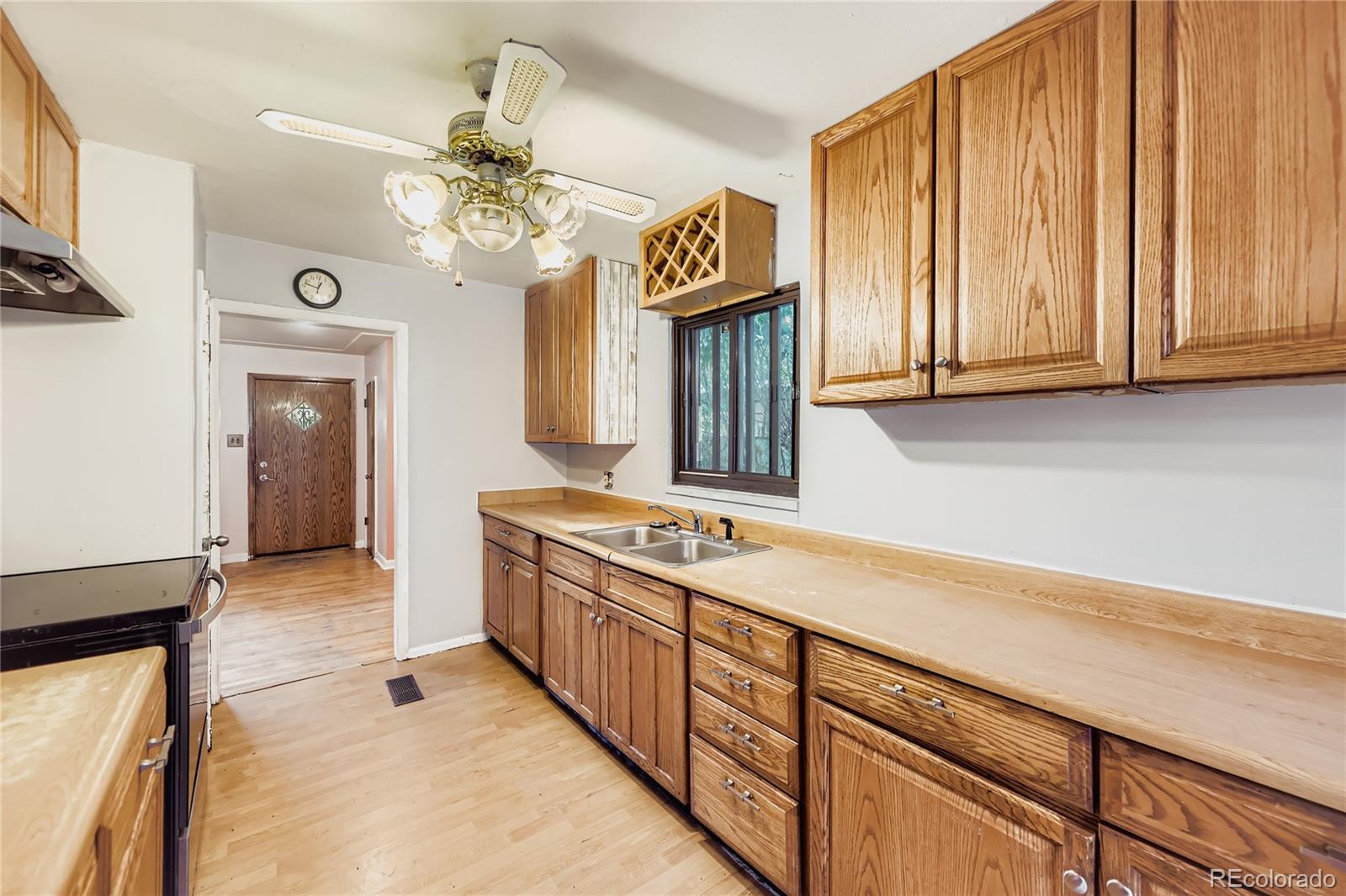 MLS Image #11 for 2209  havana street,aurora, Colorado