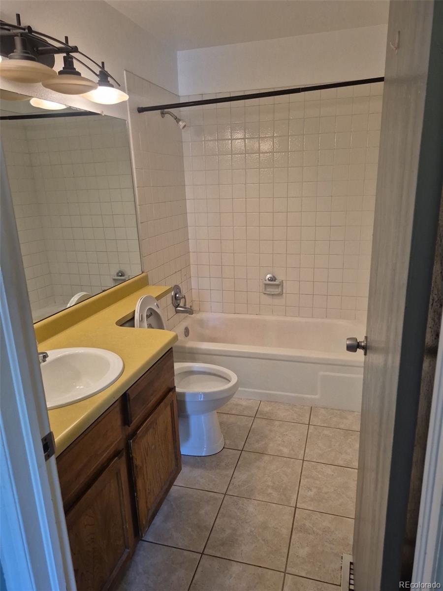 MLS Image #3 for 17900 e asbury drive,aurora, Colorado